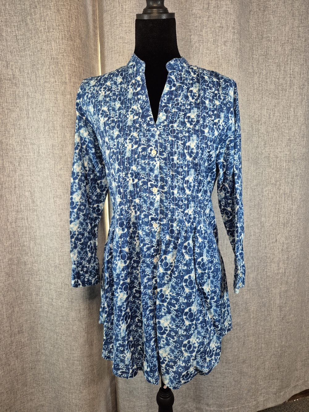 Rock Flower Paper Blue White Printed Tunic Top Size Medium Coastal Resort